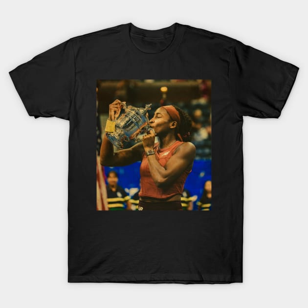 Vintage Coco gauff trophy kiss T-Shirt by sungkemdisek